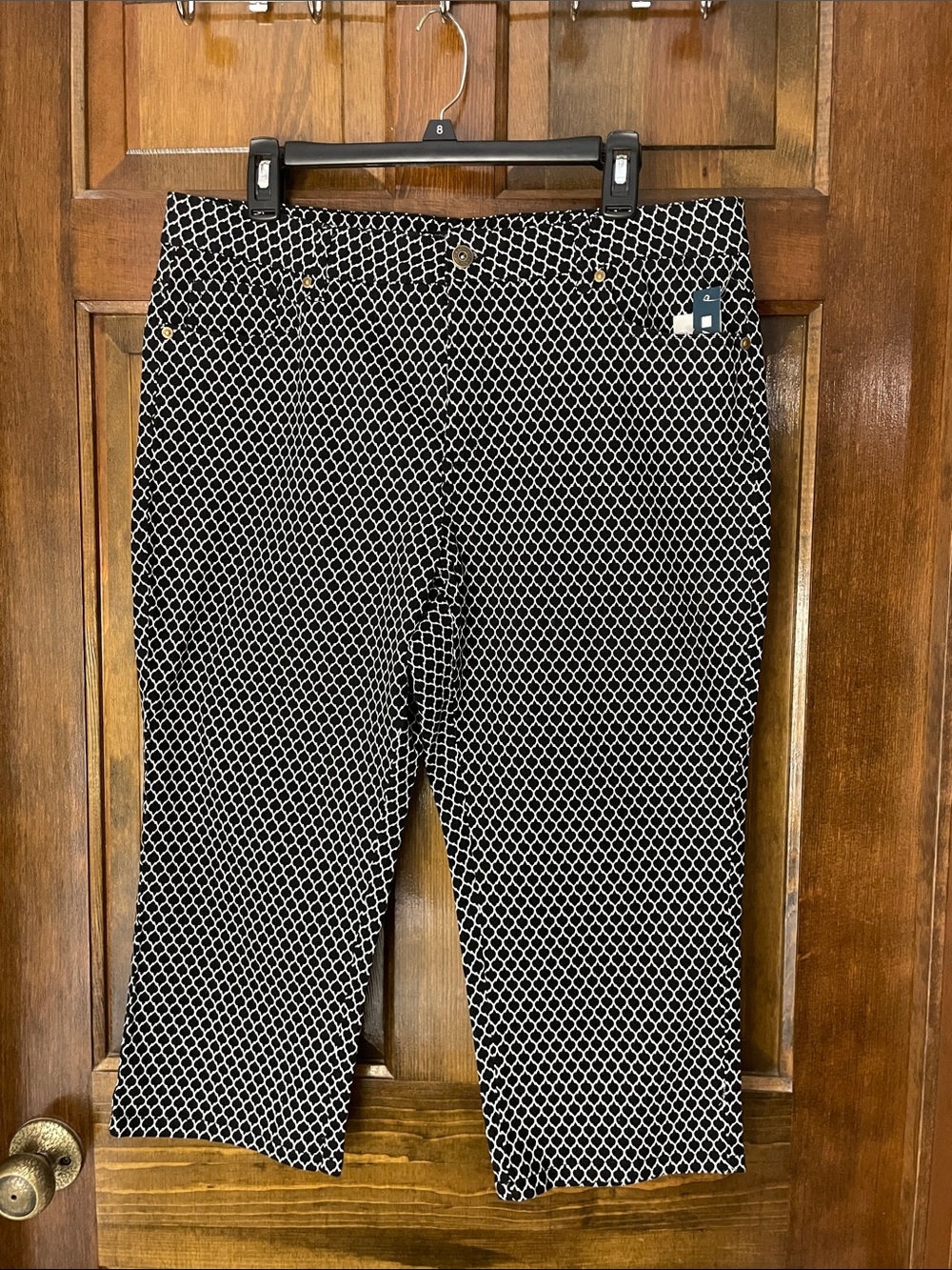 Architect capri pants, black/white design, stretch, 14P, NWT